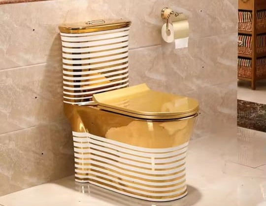 Royal Golden Commode Tornado Jet Flash